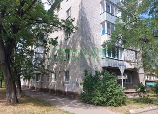 Сдаю трехкомнатную квартиру, 60 м2, Брянск, улица Камозина, 16, Бежицкий район