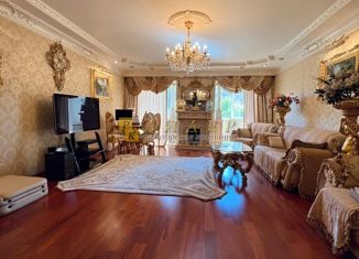 Продается 5-комнатная квартира, 280 м2, Калуга, улица Суворова, 160к1, Ленинский округ