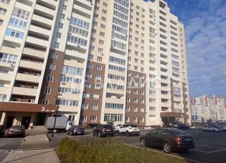 Продается 1-комнатная квартира, 40.7 м2, Брянская область, улица имени А.Ф. Войстроченко, 5