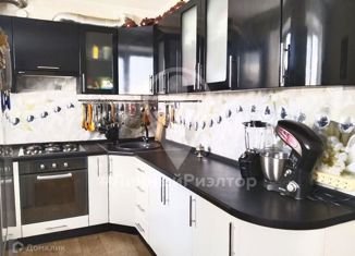 Продам 3-ком. квартиру, 59.8 м2, посёлок городского типа Шилово, Советская площадь, 2