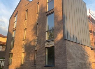 Продается дом, 310 м2, поселок Романовка, Верхняя улица, 13