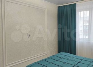 Продажа 2-комнатной квартиры, 42 м2, микрорайон Вишнёвая Горка, улица Вишнёвая Аллея, 3