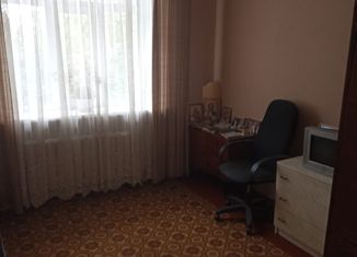 Продается трехкомнатная квартира, 80 м2, рабочий посёлок Каменоломни, Северный переулок, 3