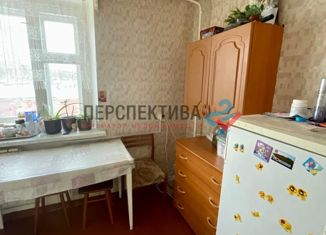Продается двухкомнатная квартира, 43 м2, поселок городского типа Товарково, Пионерская улица, 8