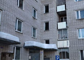 Сдаю в аренду 2-ком. квартиру, 51.9 м2, посёлок городского типа Хелюля, Сортавальское шоссе, 16