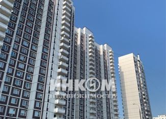 Продам 4-ком. квартиру, 98.5 м2, Москва, улица Вилиса Лациса, 42, метро Планерная