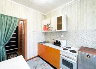 Однокомнатная квартира на продажу, 27.9 м2, Тюменская область, улица Космонавтов, 12