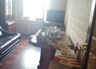 Продажа 2-ком. квартиры, 57.2 м2, Нижний Новгород, улица Баумана, 64, улица Баумана