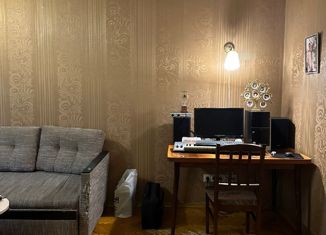 Продается двухкомнатная квартира, 44.5 м2, Москва, Зеленодольская улица, 12, метро Окская