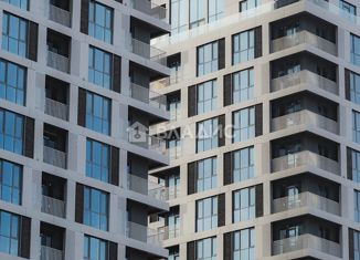 Продаю 2-ком. квартиру, 68.1 м2, Новороссийск, улица Пархоменко, 53