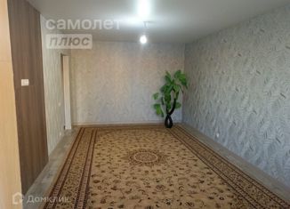 Продается 1-ком. квартира, 44 м2, Саратов, улица имени С.П. Лисина, 17