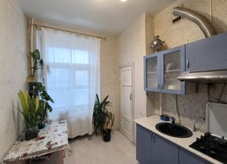 Продам 4-комнатную квартиру, 84.5 м2, Ломоносов, улица Красного Флота, 1