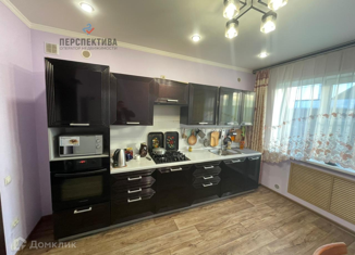 Продам дом, 120 м2, село Смоленка, микрорайон Добротный, 107А