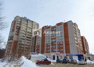 Продам двухкомнатную квартиру, 73 м2, Ивановская область, проспект Строителей, 68А