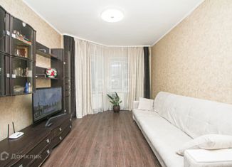Продаю 1-ком. квартиру, 38 м2, Нижневартовск, Ханты-Мансийская улица, 11