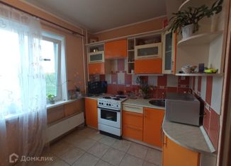 Продам 3-комнатную квартиру, 70.5 м2, Нижний Новгород, Космическая улица, 57, микрорайон Аэродромный