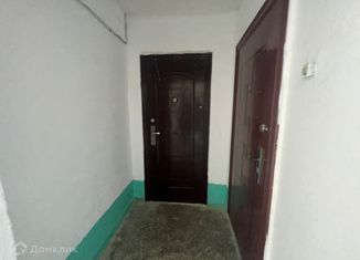 Продаю однокомнатную квартиру, 37 м2, село Холмовка, улица 70 лет Октября, 2