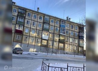 Продаю трехкомнатную квартиру, 55 м2, Челябинская область, улица Блюхера, 21