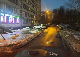 Продаю 3-ком. квартиру, 58.6 м2, Санкт-Петербург, Северный проспект, 83, Северный проспект