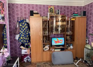 Трехкомнатная квартира на продажу, 58 м2, Свердловская область, улица Черепанова, 10