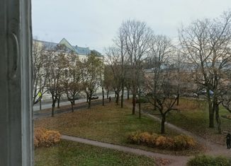 Комната на продажу, 102 м2, Петергоф, Эрлеровский бульвар, 4