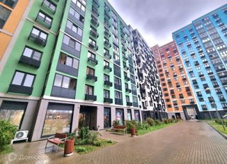 Продаю 3-ком. квартиру, 85 м2, Москва, улица Юлиана Семёнова, 8к1, ЖК Лучи