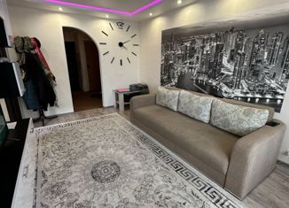Продается 3-ком. квартира, 56 м2, Красноперекопск, улица Первушина, 2