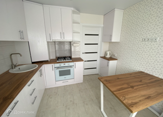 Продажа двухкомнатной квартиры, 51 м2, село Кольцово, улица Новые Черёмушки, 1