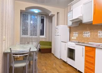 Однокомнатная квартира в аренду, 40 м2, Краснодар, улица Селезнёва, 4А