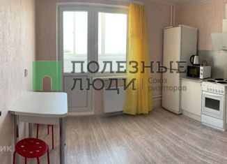 Продам 1-комнатную квартиру, 38 м2, Новороссийск, улица Удалова, 5, ЖК Уютный