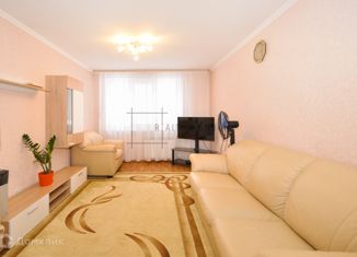 Продаю 3-ком. квартиру, 58 м2, Новосибирск, Киевская улица, 24, Киевская улица