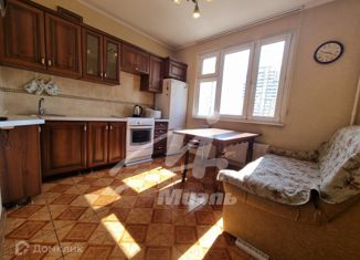 Продается 3-ком. квартира, 76.8 м2, Москва, улица Герасима Курина, 16, улица Герасима Курина
