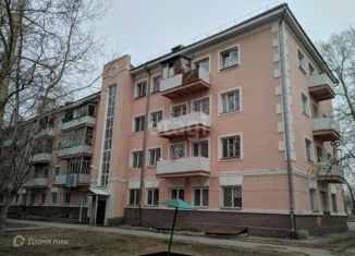 Продается 2-комнатная квартира, 31.6 м2, Новосибирск, Республиканская улица, 5, метро Золотая Нива