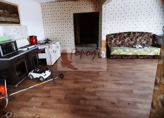 Продаю дом, 170 м2, посёлок городского типа Знаменка, улица 50 лет Октября, 8