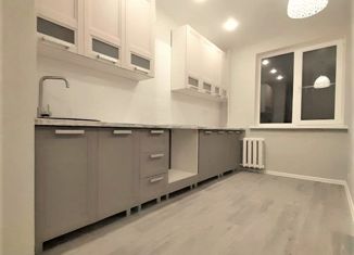 Продам 3-ком. квартиру, 70 м2, Ставрополь, улица Доваторцев, 69/1, микрорайон №30
