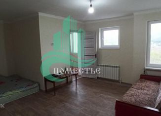 Продается 2-комнатная квартира, 40.5 м2, поселок городского типа Щебетовка, Октябрьская улица, 12