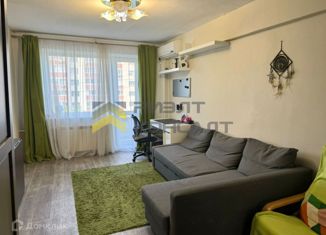 Продам 2-комнатную квартиру, 45.2 м2, Омская область, улица Лукашевича, 1А