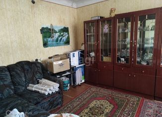 Продаю 2-ком. квартиру, 37.6 м2, Балашов, Нефтяная улица, 56