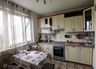 Продам 3-комнатную квартиру, 74 м2, Москва, Балаклавский проспект, 8А, метро Чертановская