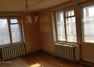 Продаю 2-комнатную квартиру, 41.4 м2, Павловск, улица Васенко, 18
