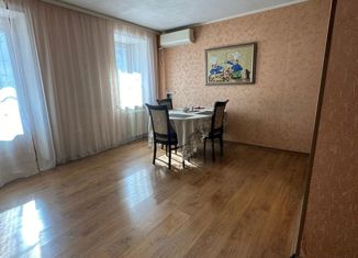 Продается трехкомнатная квартира, 80.9 м2, Хабаровский край, проспект Ленина, 43к2