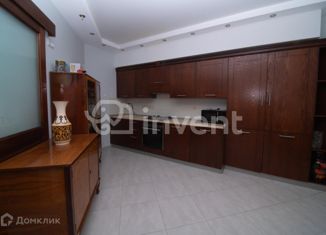 Продается 2-комнатная квартира, 56 м2, Калининградская область, улица Юрия Гагарина, 13