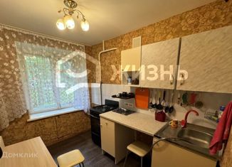 Продам 2-ком. квартиру, 38.6 м2, Екатеринбург, улица Папанина, 3, метро Динамо