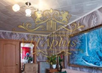 3-ком. квартира на продажу, 65 м2, посёлок городского типа Смоляниново, Школьная улица, 7