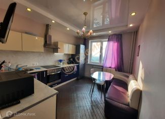 Продаю 2-ком. квартиру, 62 м2, Санкт-Петербург, Глухарская улица, 33к1, ЖК Каменка