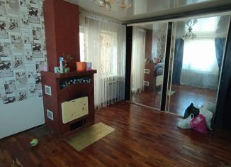 Продается 2-комнатная квартира, 49 м2, Фокино, улица Карла Маркса, 35