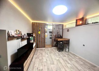 Продажа двухкомнатной квартиры, 56 м2, Алушта, улица Владимира Хромых, 7