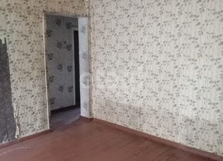 Трехкомнатная квартира на продажу, 59.1 м2, Бийск, улица Разина, 63