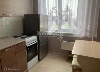 Сдается однокомнатная квартира, 30 м2, Новосибирск, улица Связистов, 141