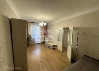 Продам 3-комнатную квартиру, 54 м2, Иркутск, улица Маяковского, 15